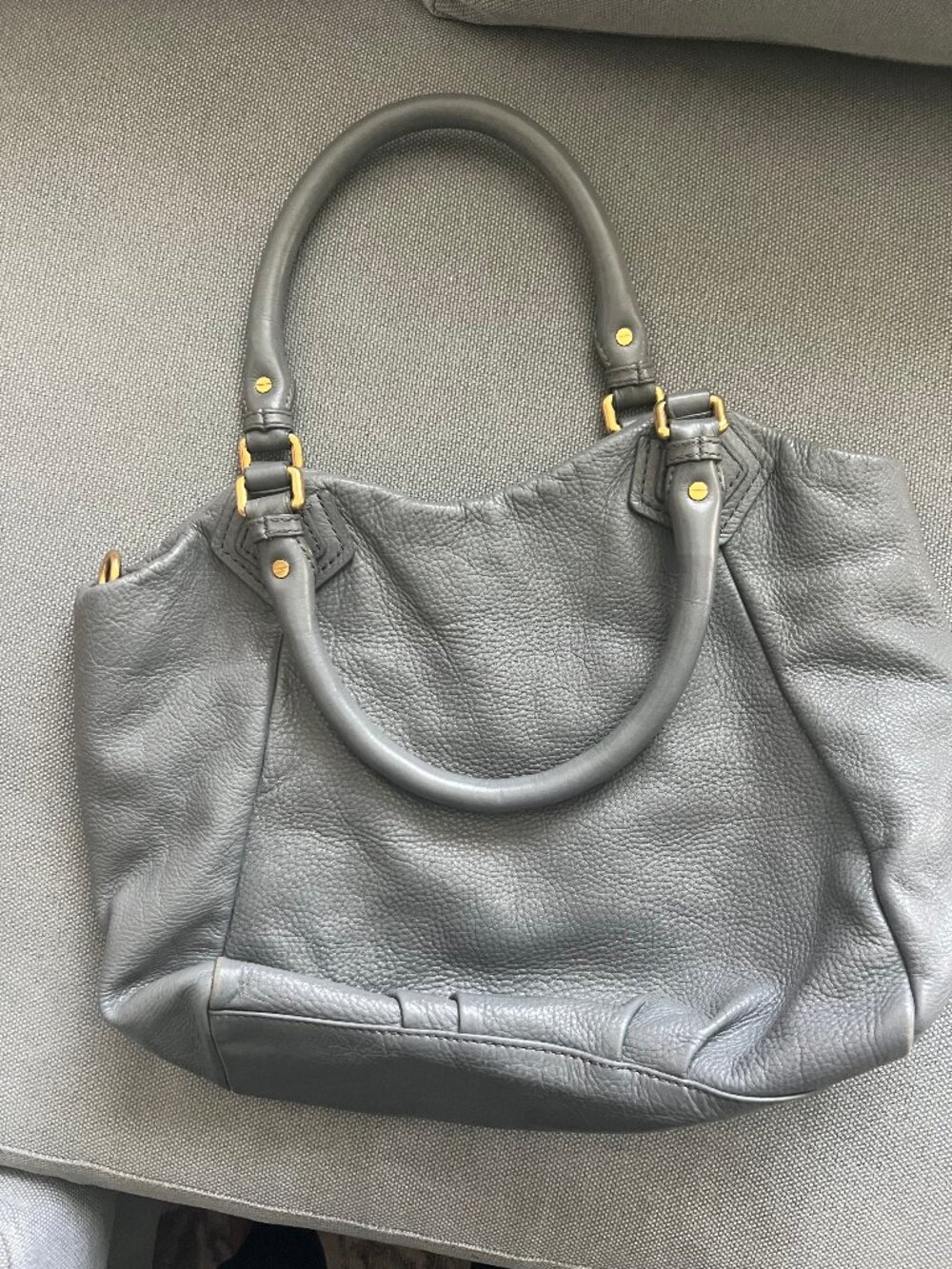 Mark Jacobs purse, grey, in very good condition